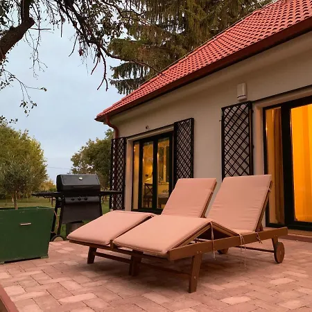 Luxury By Little Danube - Pista & Magduska Villa