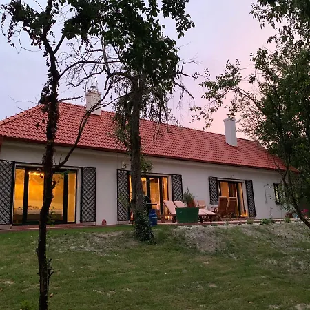 Luxury By Little Danube - Pista & Magduska Villa