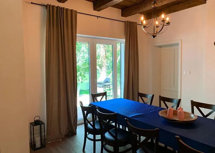 Luxury By Little Danube - Pista & Magduska *