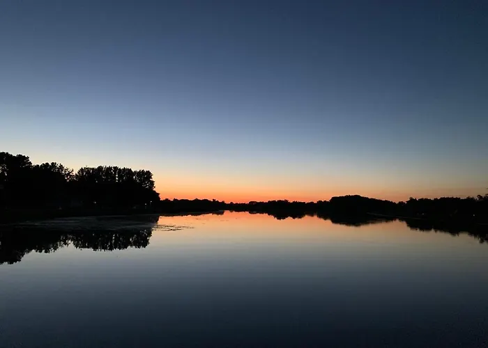 Luxury By Little Danube - Pista & Magduska *